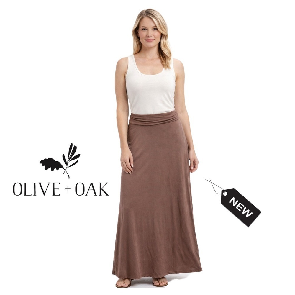 NWT Olive & oak Maxi slip on skirt